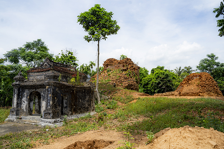 Tháp Đôi Liễu Cốc